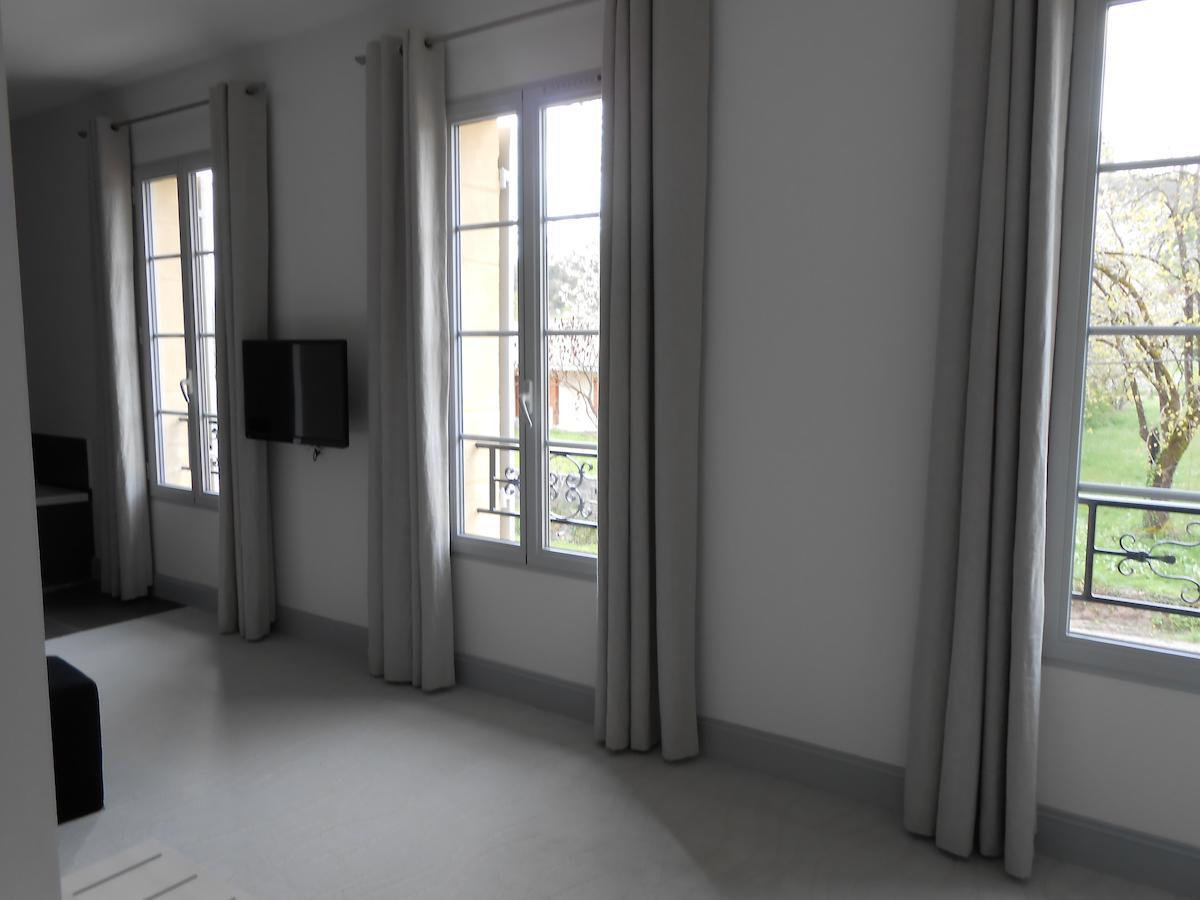 Logis- Hotel Spa Restaurant L'Epicurial Saint-Pey-de-Castets Room photo