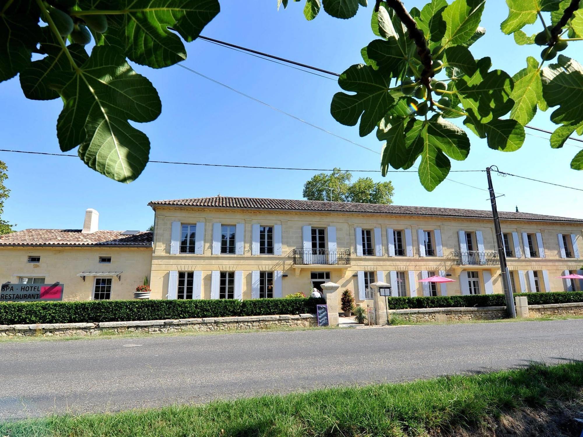 Logis- Hotel Spa Restaurant L'Epicurial Saint-Pey-de-Castets Exterior photo